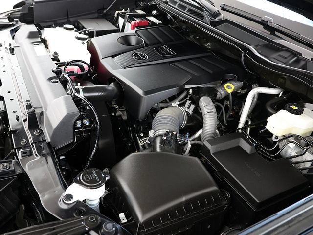 Used 2023 Toyota Tundra Limited AWD/4WD image 36