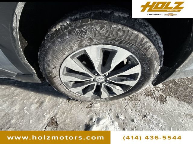 Used 2023 Subaru Outback Limited XT w/ Popular Package #2 image 34