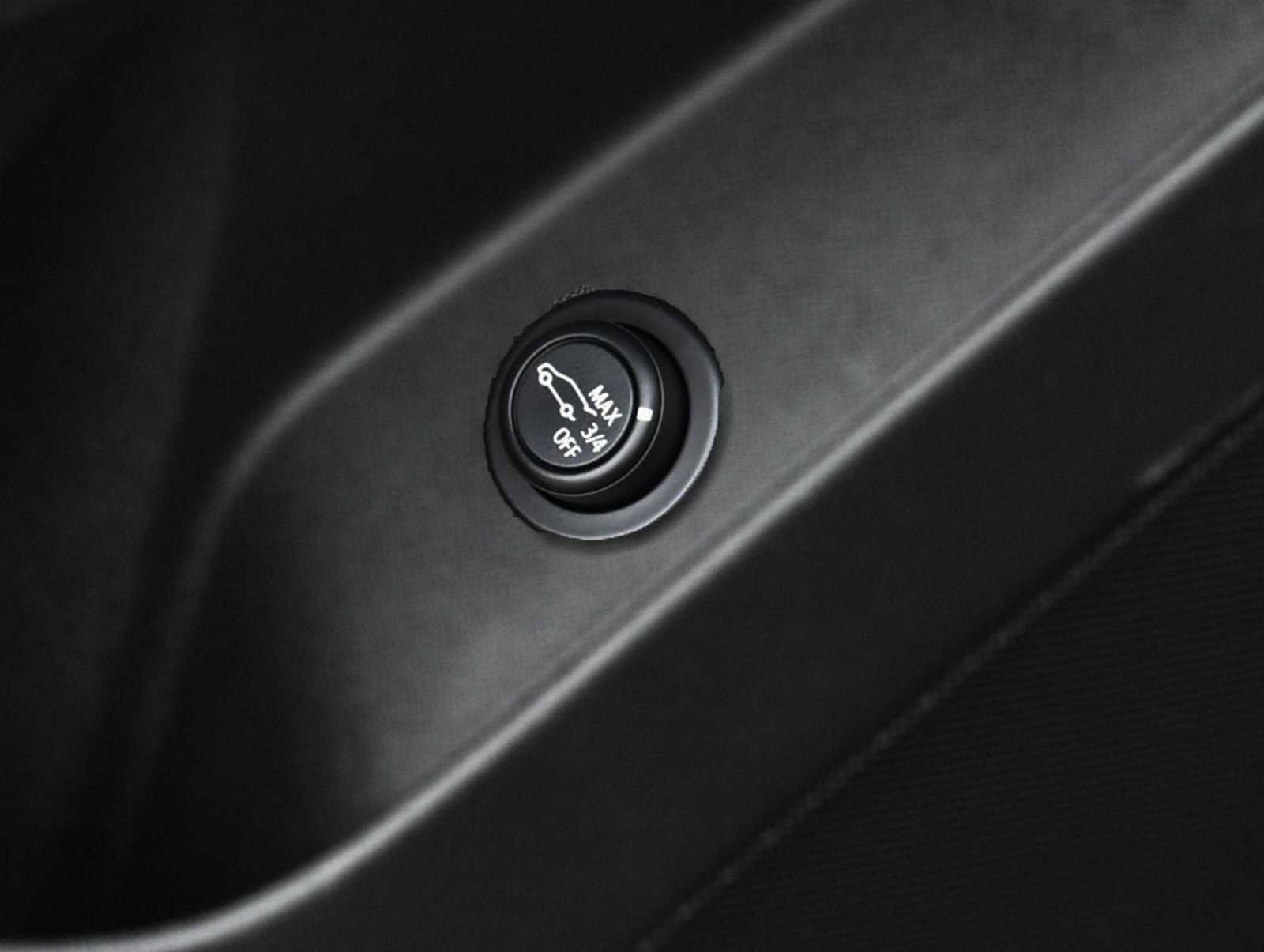 Used 2023 Chevrolet Equinox LT image 26