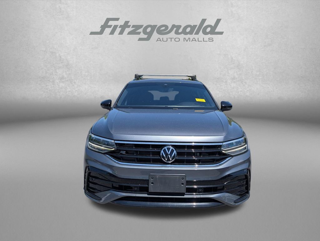 Used 2023 Volkswagen Tiguan SE R-Line AWD/4WD image 5