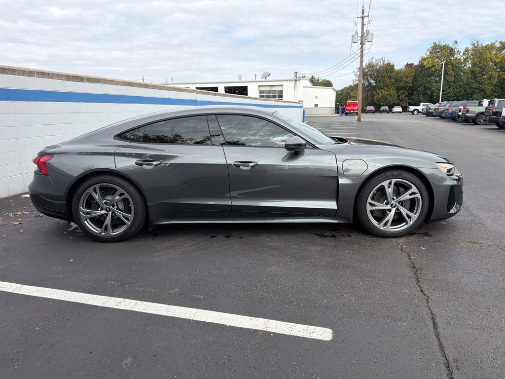 Used 2023 Audi e-tron GT Premium Plus AWD/4WD image 6