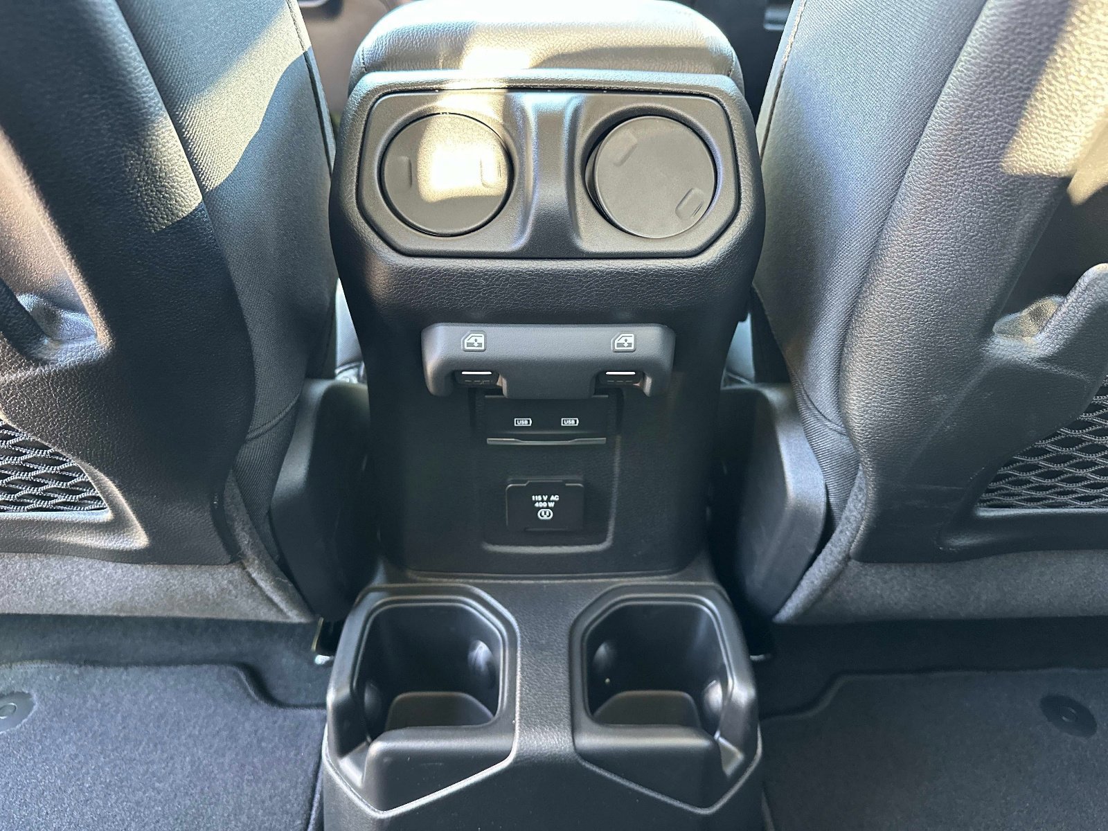 New 2026 Jeep Gladiator Mojave w/ Steel Bumper Group image 16