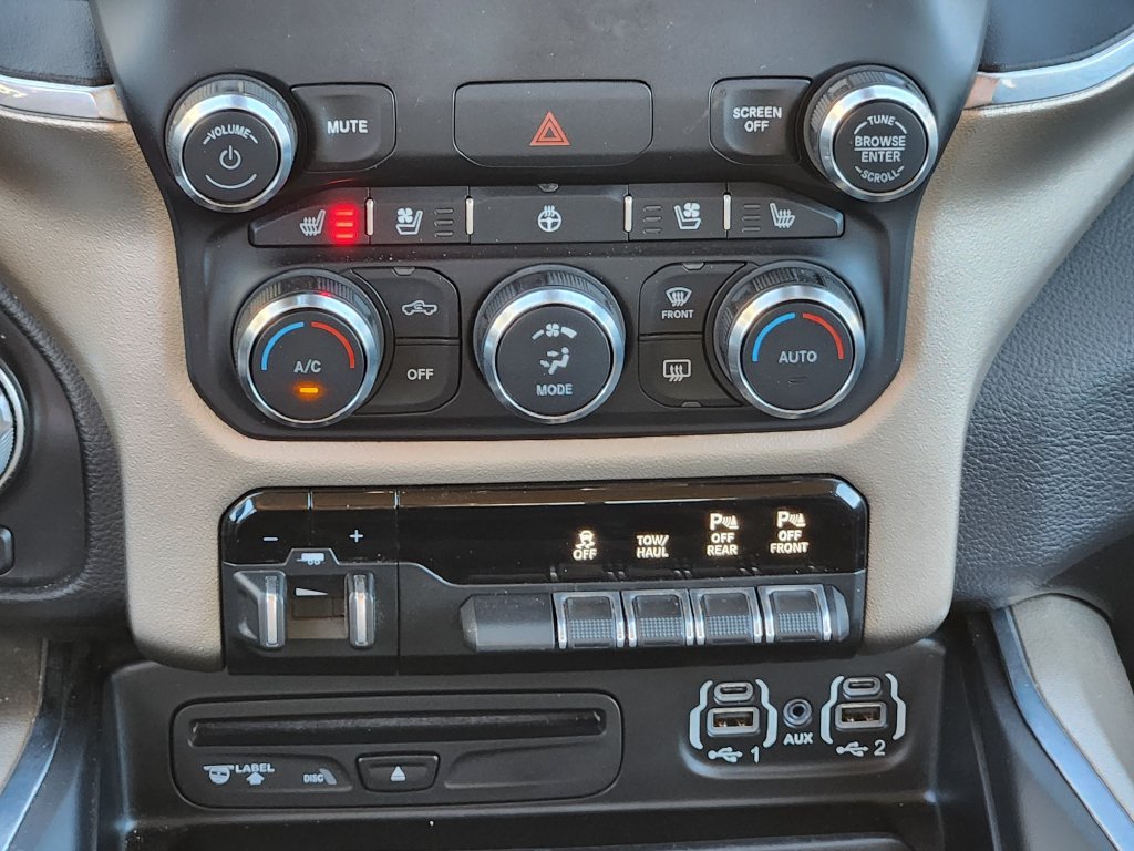 Used 2019 RAM 1500 Laramie AWD/4WD image 21