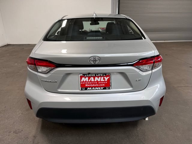 Used 2024 Toyota Corolla LE FWD image 4