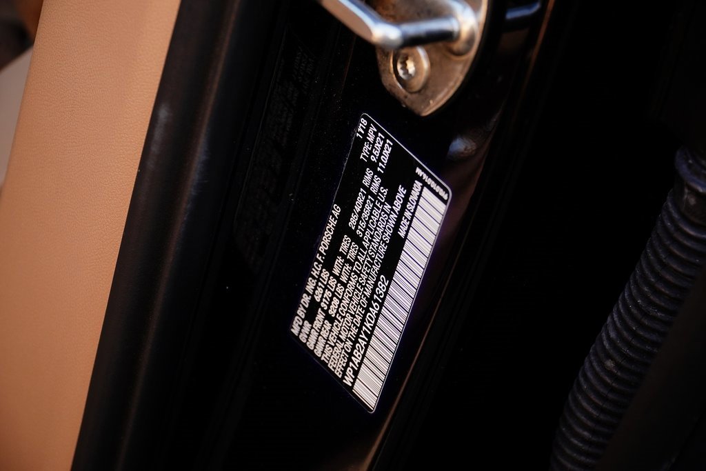 Used 2019 Porsche Cayenne S image 29