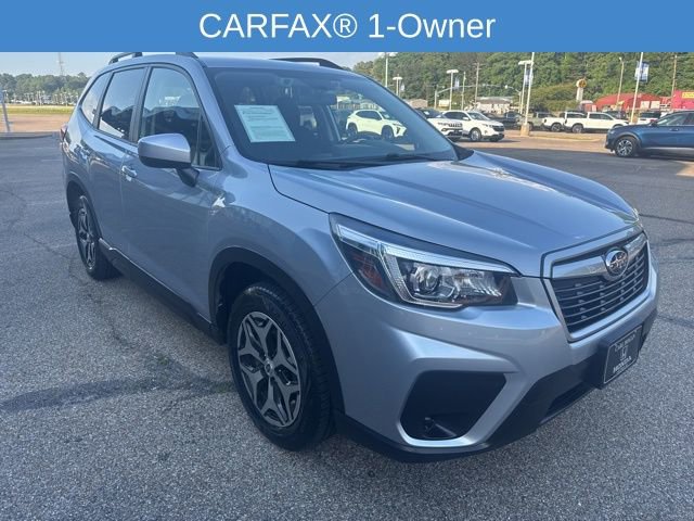 Used 2019 Subaru Forester Premium w/ All-Weather Package image 2