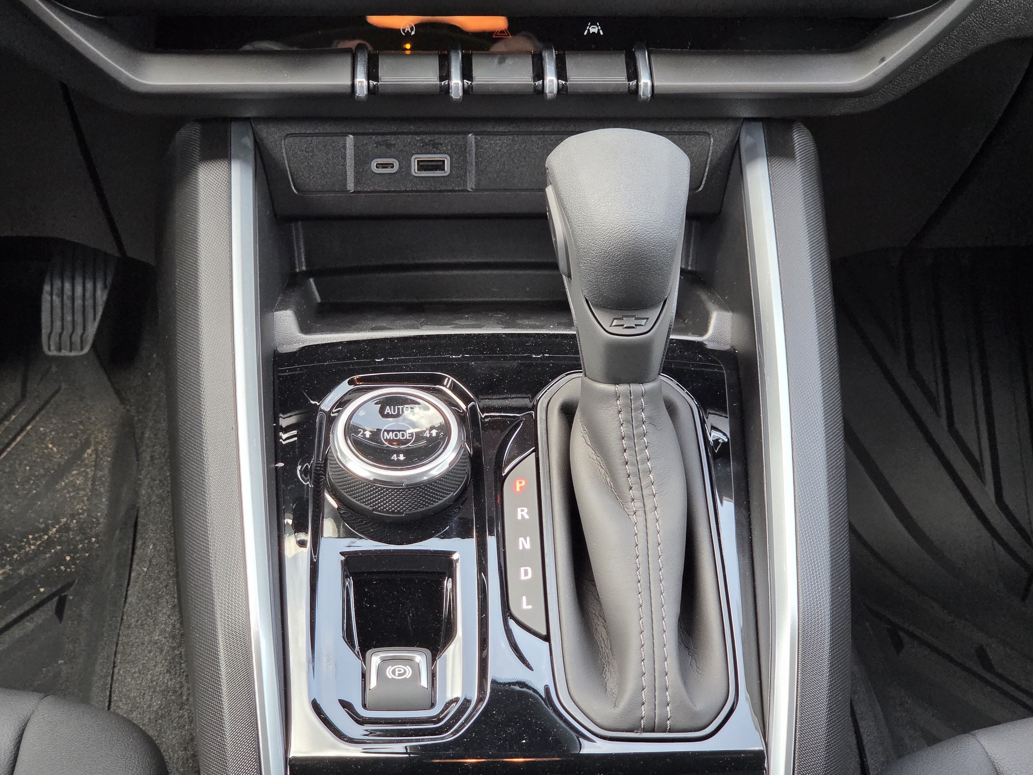 New 2026 Chevrolet Colorado Trail Boss AWD/4WD image 11