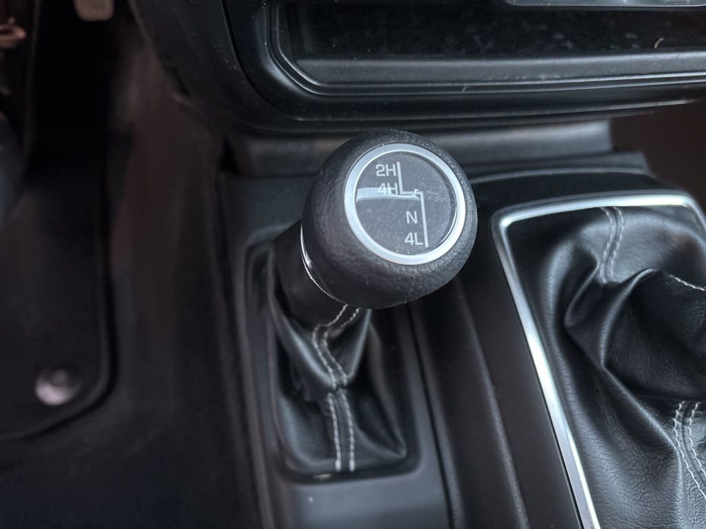 Used 2022 Jeep Wrangler Unlimited Sahara w/ Cold Weather Group AWD/4WD image 27