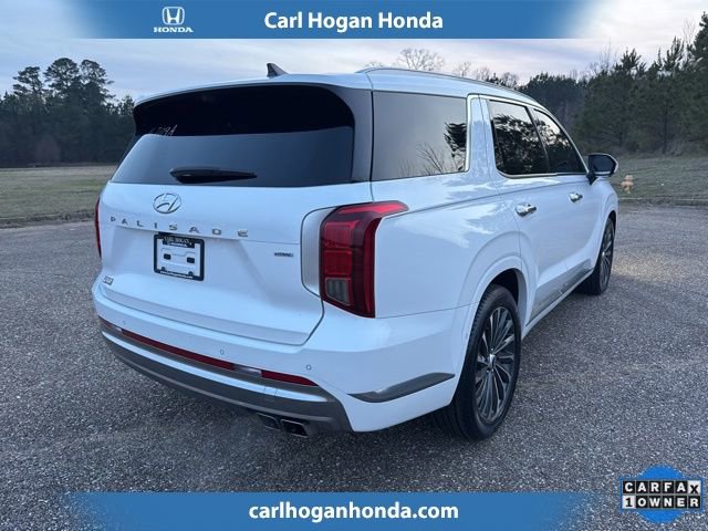 Used 2024 Hyundai Palisade Calligraphy image 3