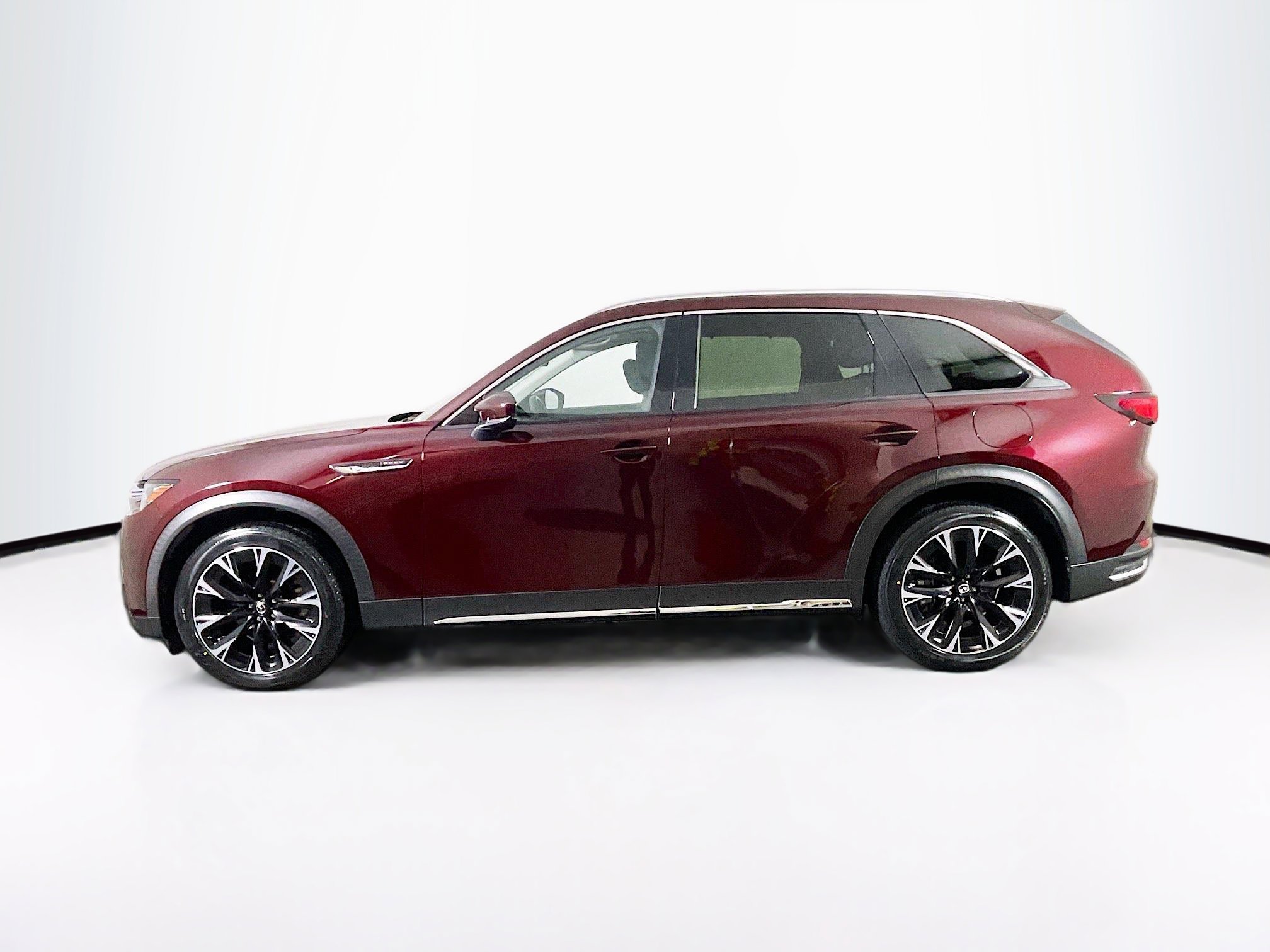 Used 2024 MAZDA CX-90 Plug-In Hybrid w/ Premium Pkg image 4