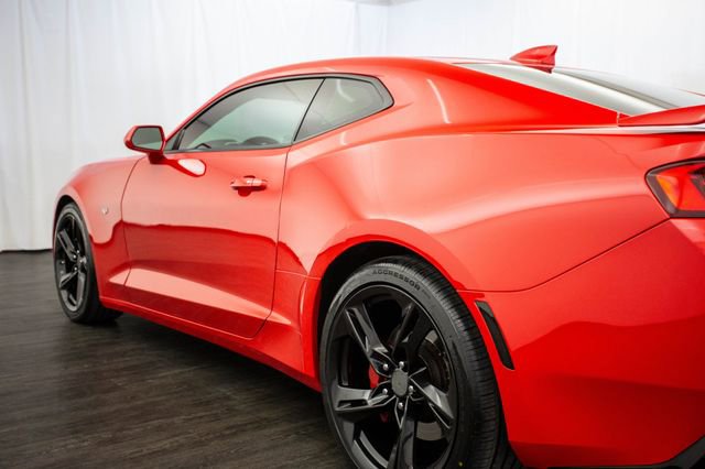 Used 2016 Chevrolet Camaro SS image 28