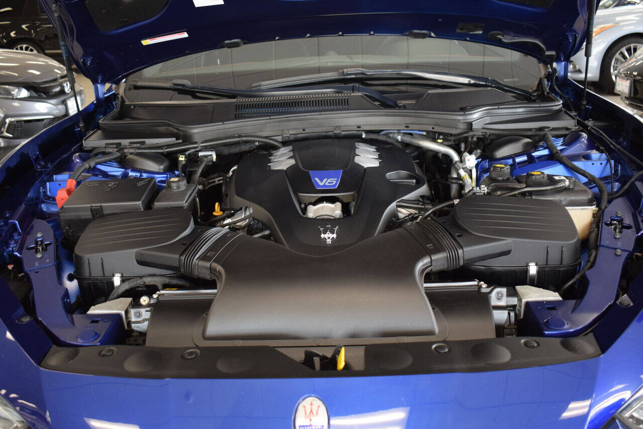 Used 2016 Maserati Ghibli S image 44