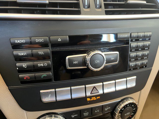 Used 2013 Mercedes-Benz C 300 4MATIC Sedan image 20