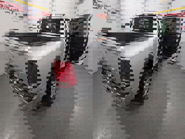 Used 2018 RAM 2500 Tradesman w/ Chrome Appearance Group image 15