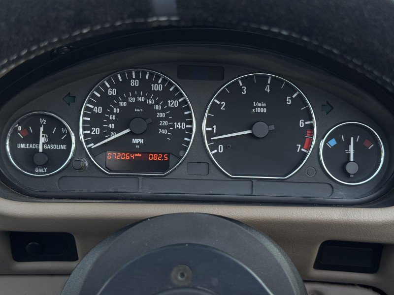 Used 2002 BMW Z3 3.0i image 17