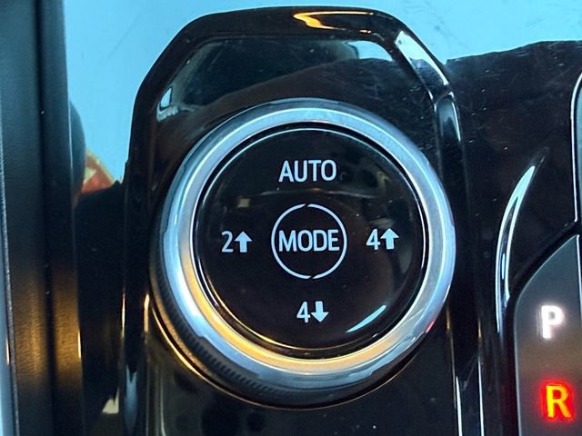 Used 2024 Chevrolet Colorado ZR2 w/ ZR2 Convenience Package III image 23