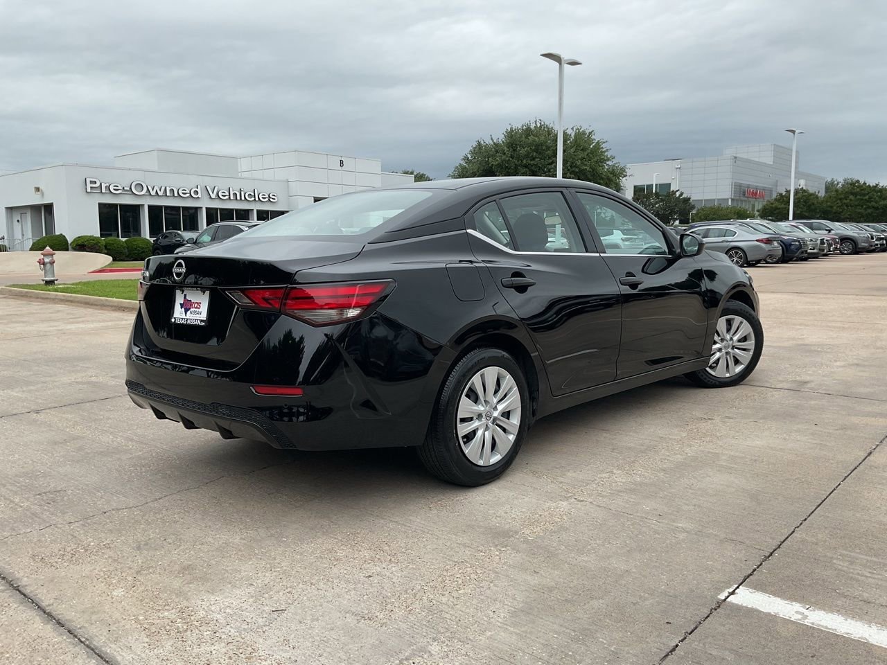 Used 2025 Nissan Sentra S FWD image 5