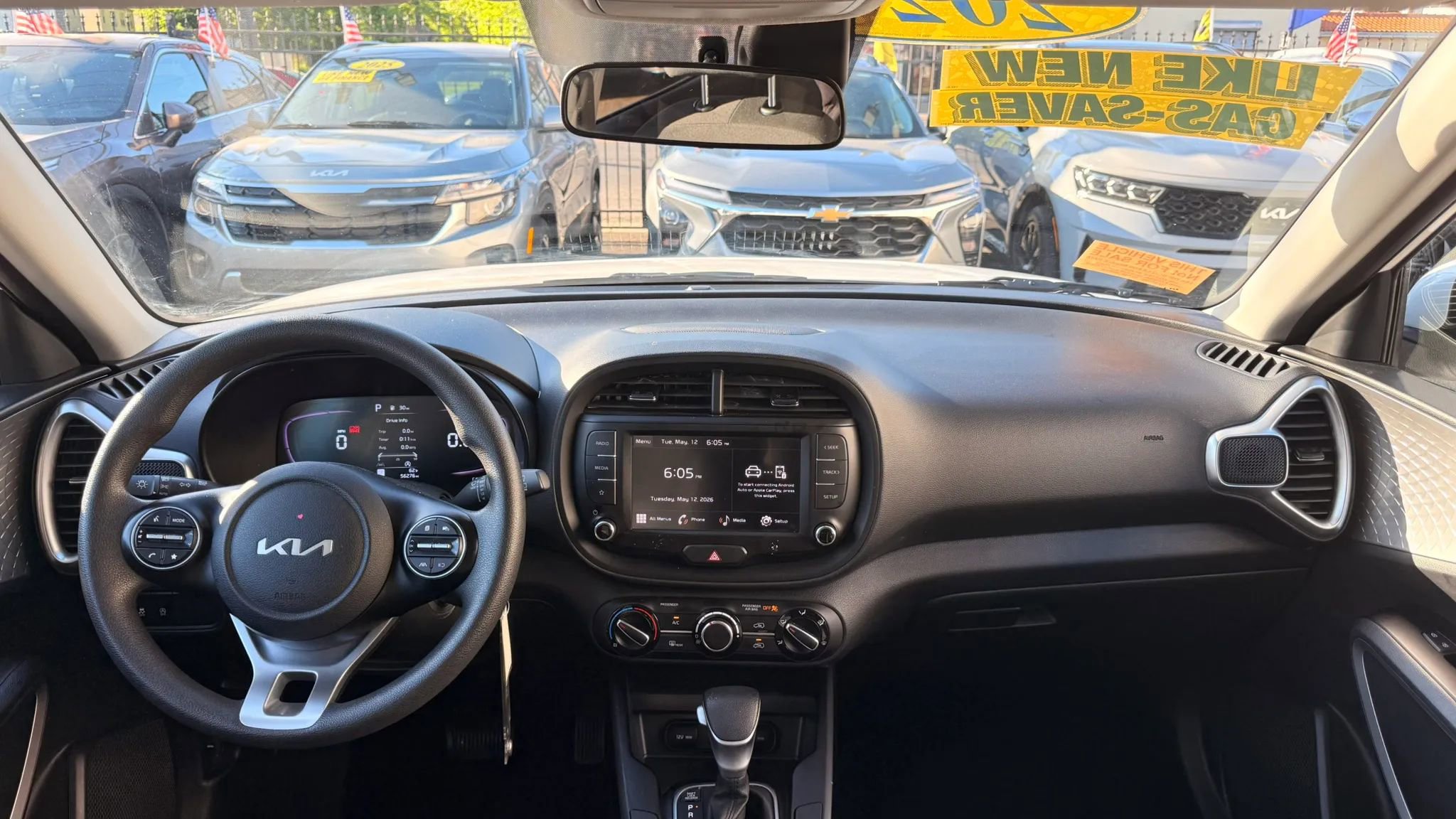 Used 2024 Kia Soul LX w/ Option Group 015 FWD image 15