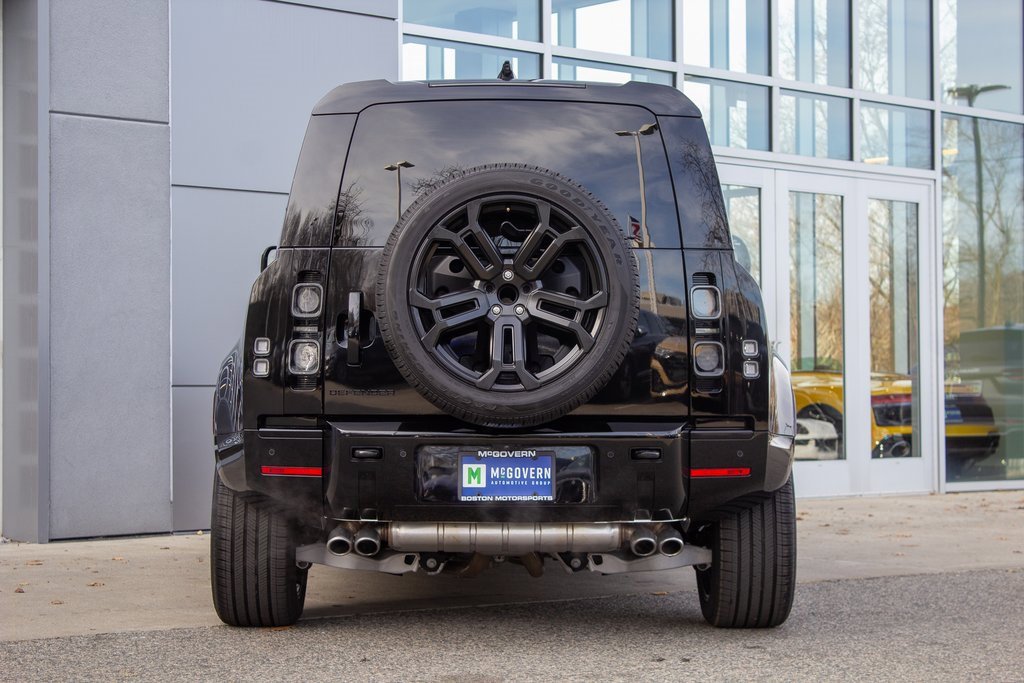 Used 2025 Land Rover Defender 110 V8 image 9