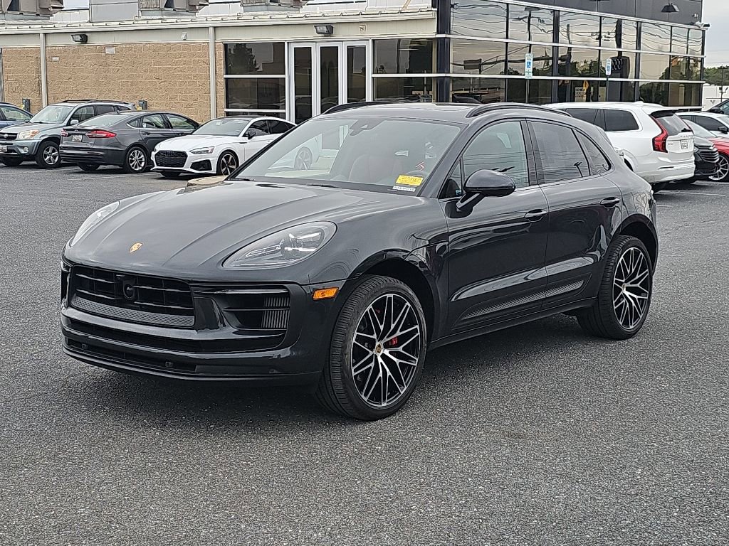 Used 2024 Porsche Macan S AWD/4WD image 16