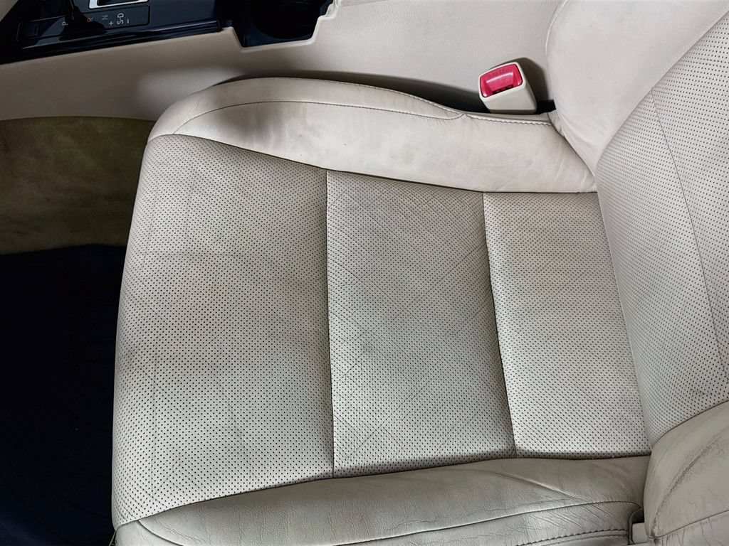Used 2014 Lexus ES 350 w/ Luxury Package FWD image 18
