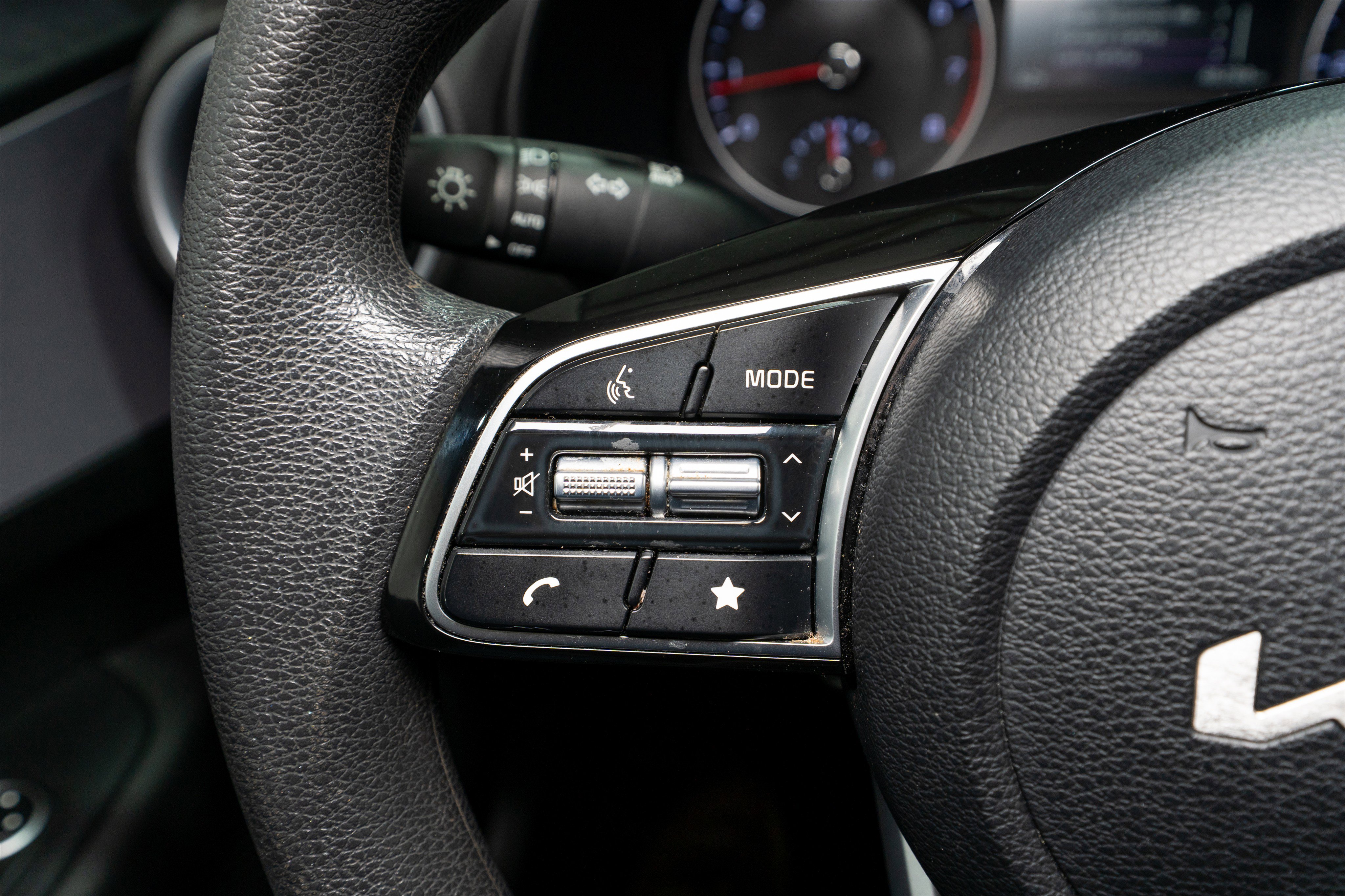 Used 2024 Kia Forte LXS image 24