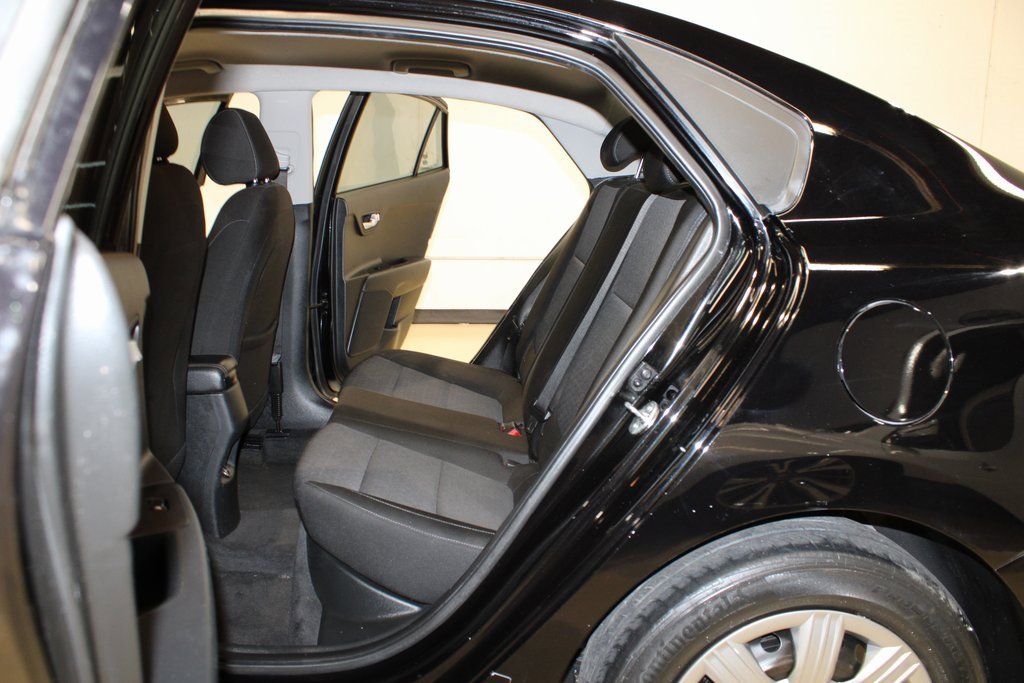 Used 2021 Kia Rio S image 14