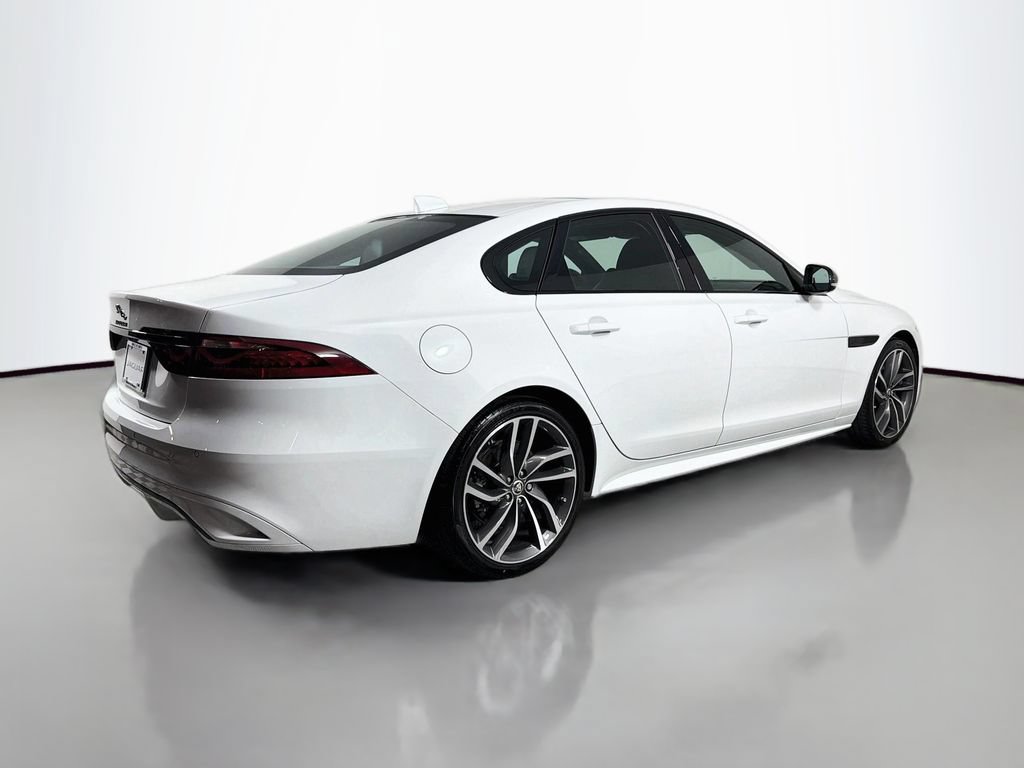 Used 2024 Jaguar XF R-Dynamic SE AWD/4WD image 5