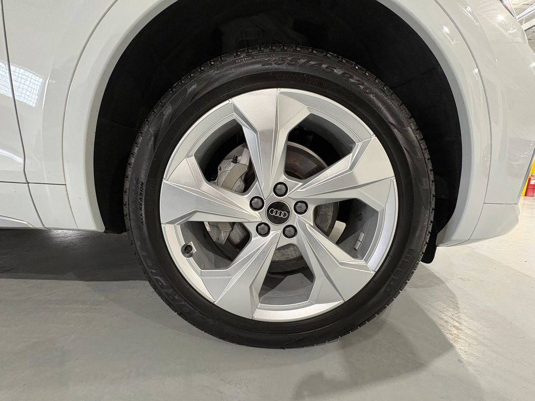 Used 2025 Audi Q5 2.0T Premium Plus w/ Premium Plus Package image 64