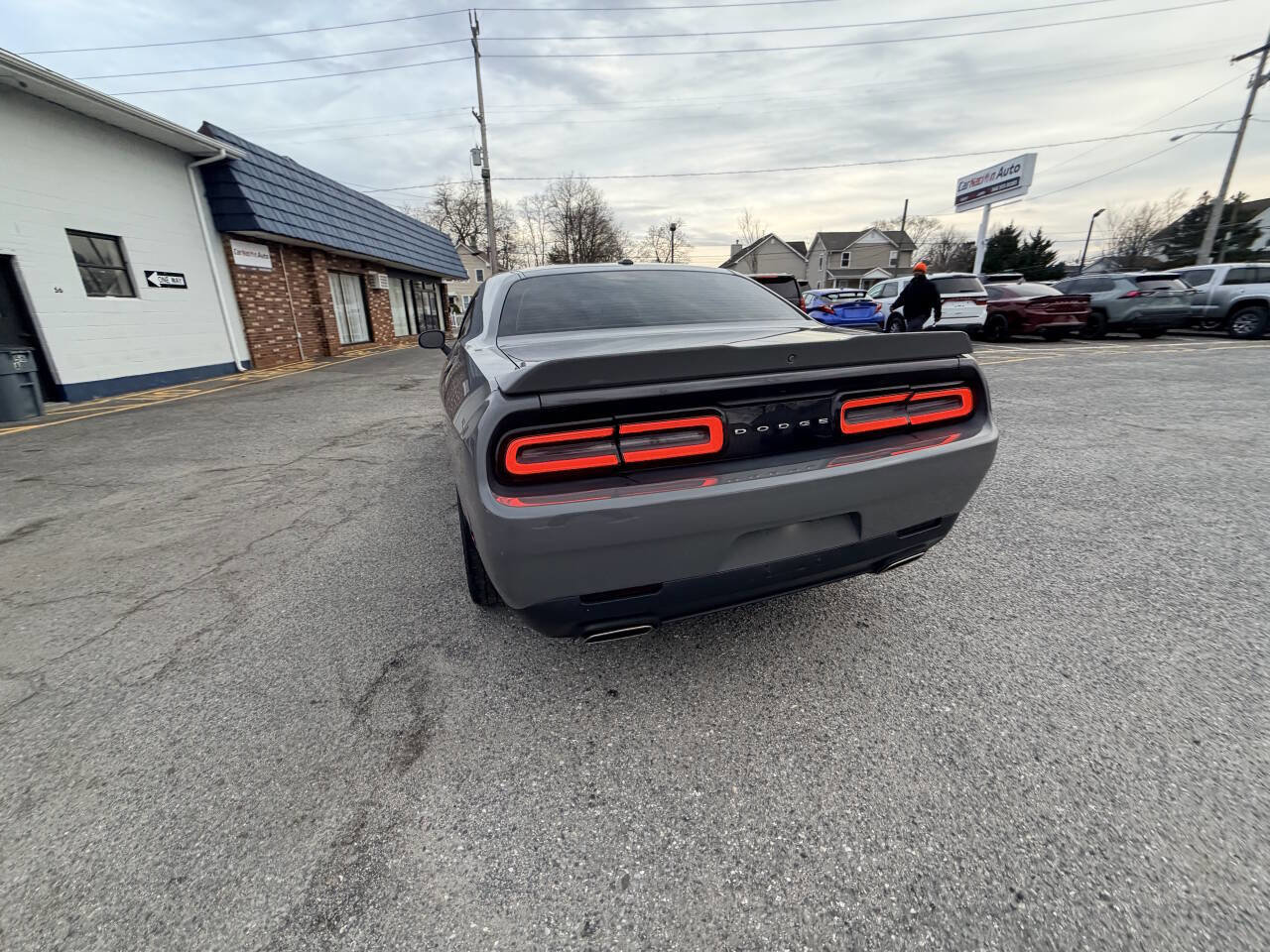 Used 2019 Dodge Challenger SXT image 14