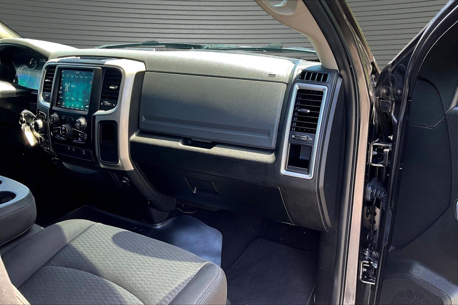 Used 2020 RAM 1500 Warlock w/ Electronics Group AWD/4WD image 18