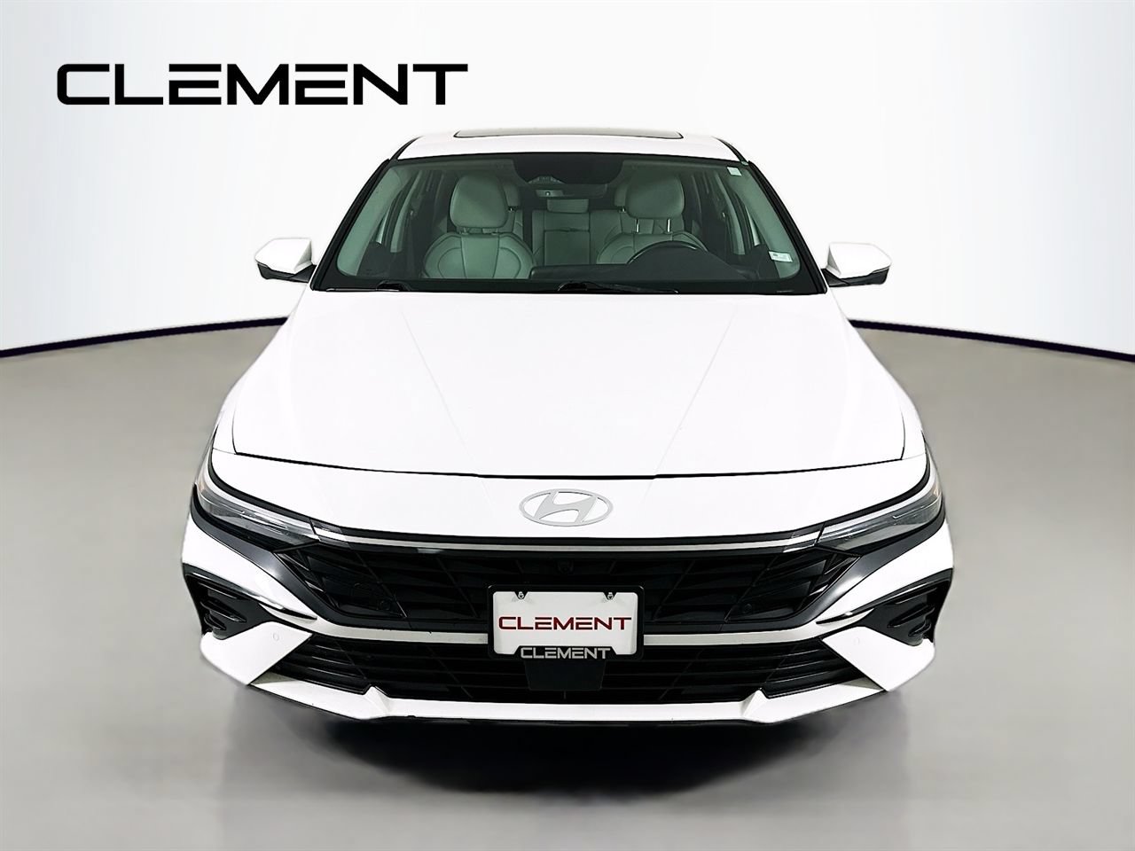 Used 2024 Hyundai Elantra Limited FWD image 3