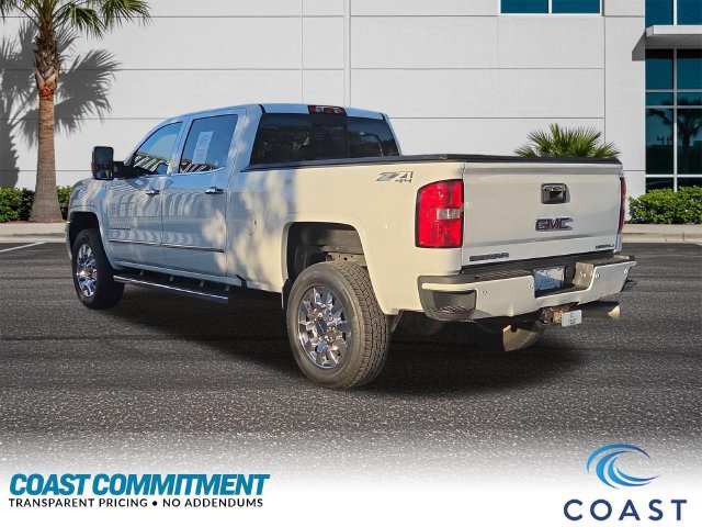 Certified 2015 GMC Sierra 2500 Denali w/ Duramax Plus Package AWD/4WD image 8