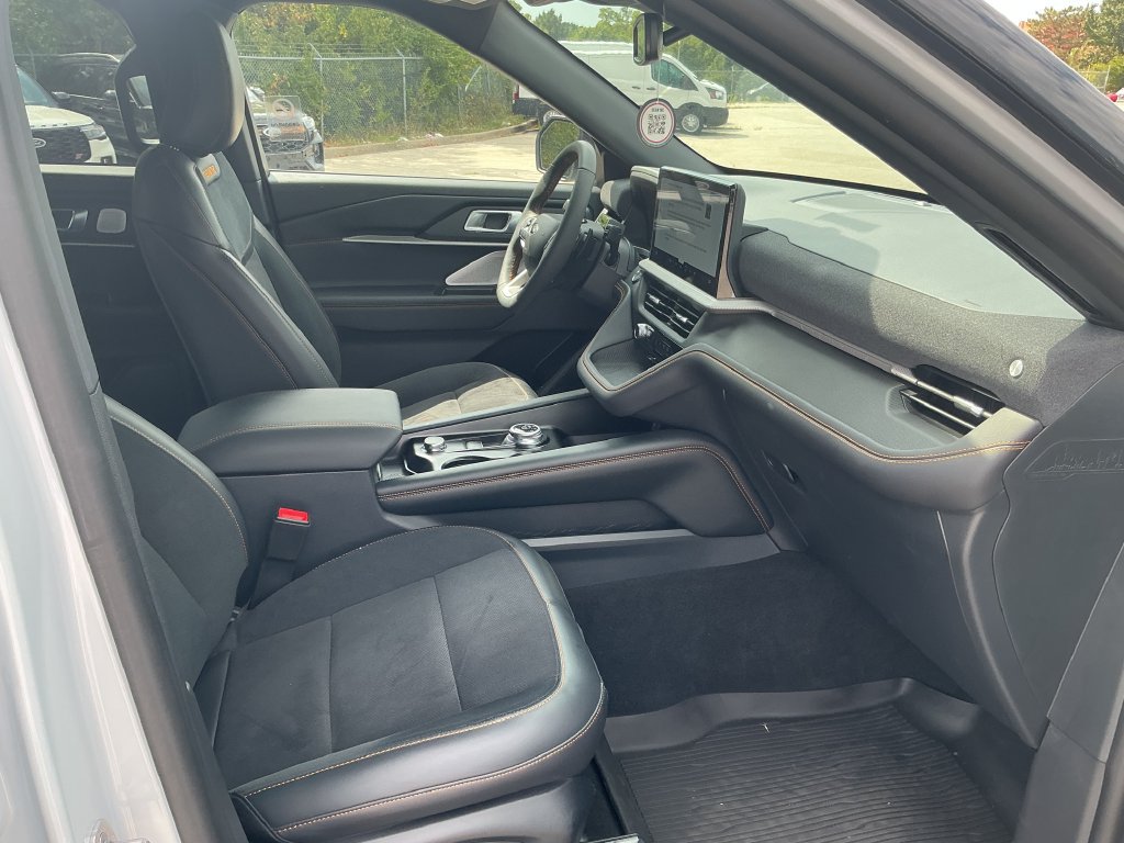 New 2026 Ford Explorer Tremor w/ Tremor Ultimate Package AWD/4WD image 23