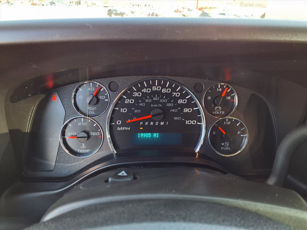 Used 2024 Chevrolet Express 2500 w/ Driver Convenience Package image 12