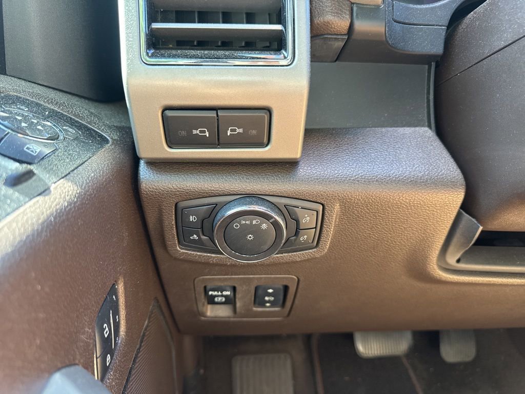 Used 2018 Ford F150 King Ranch w/ Equipment Group 601A Luxury image 10