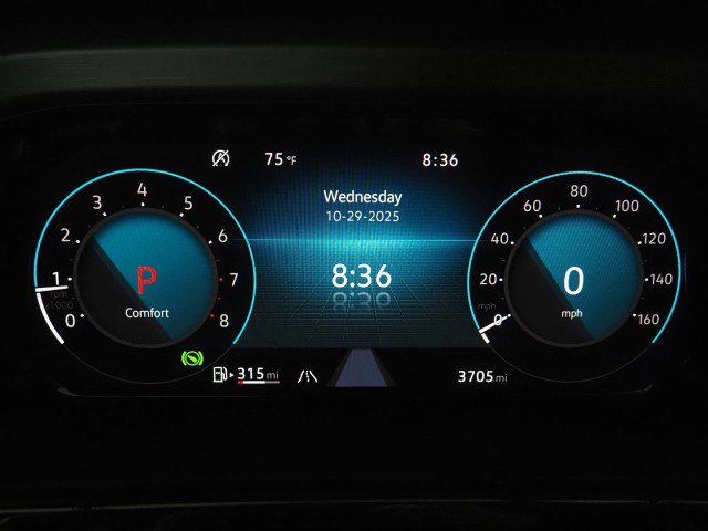 Used 2024 Volkswagen Atlas SE w/ Technology Package image 18