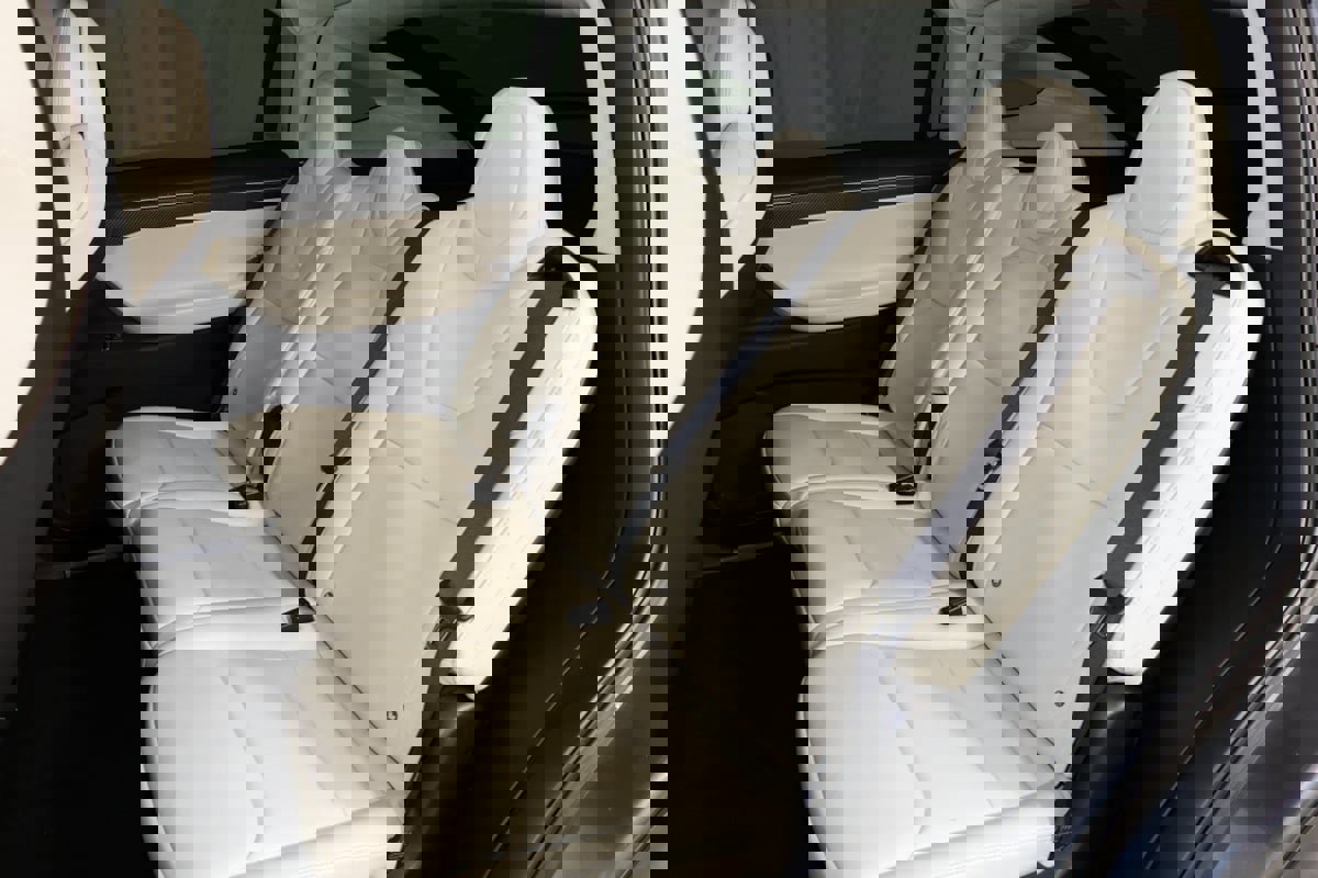 Used 2017 Tesla Model X 75D image 9