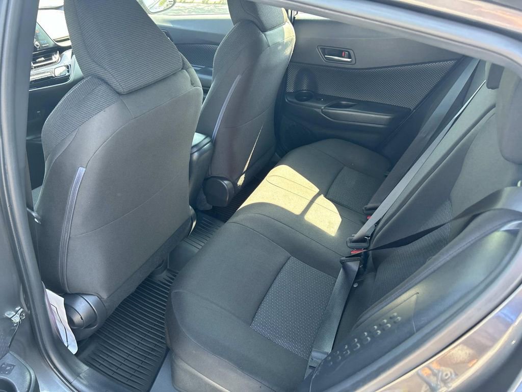 Used 2019 Toyota C-HR LE image 17