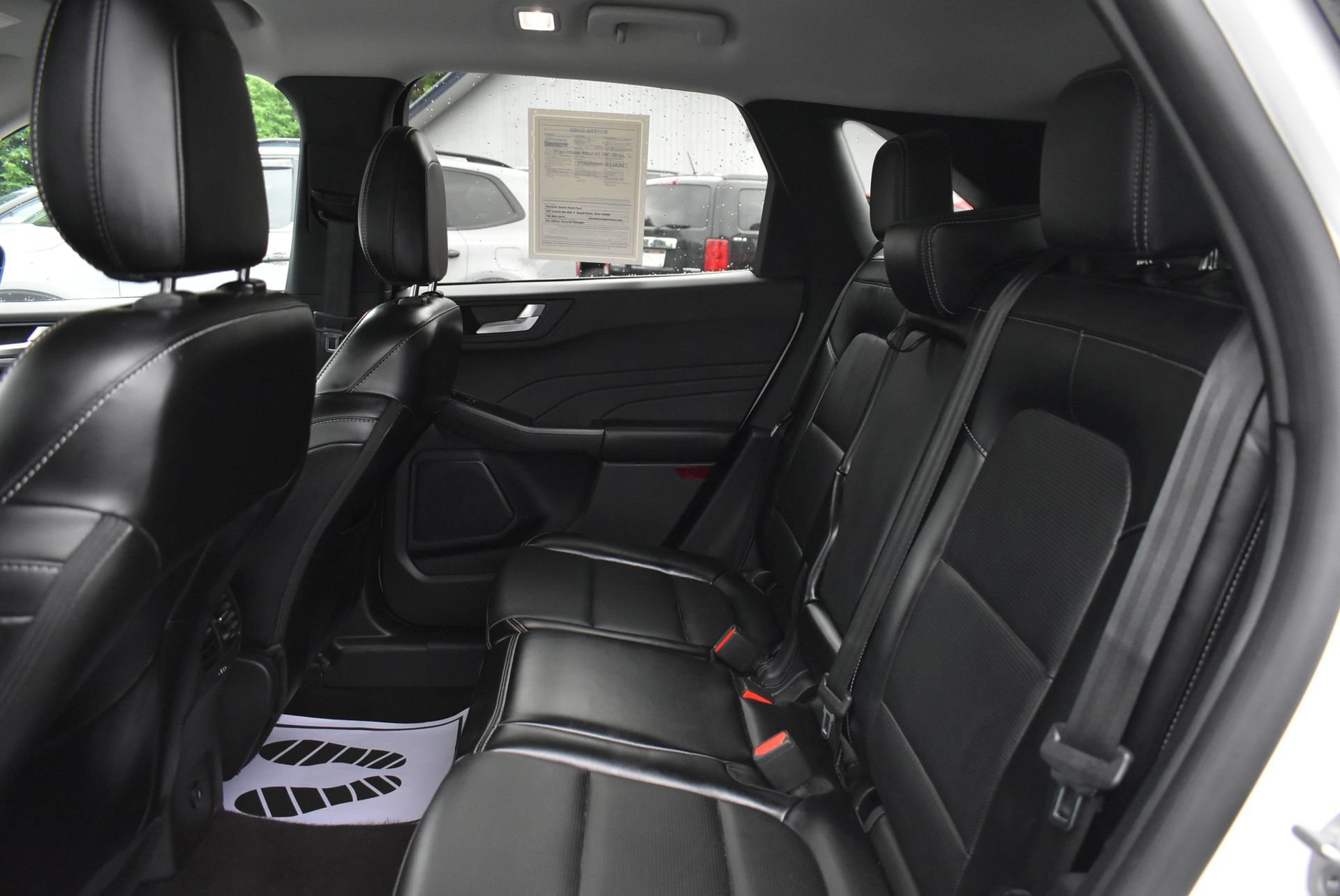 Used 2024 Ford Escape Platinum AWD/4WD image 17