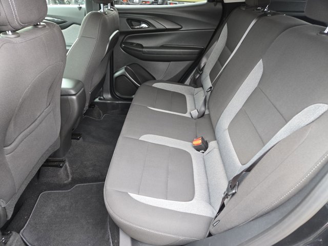 Used 2025 Chevrolet TrailBlazer LT w/ Driver Confidence Package AWD/4WD image 16
