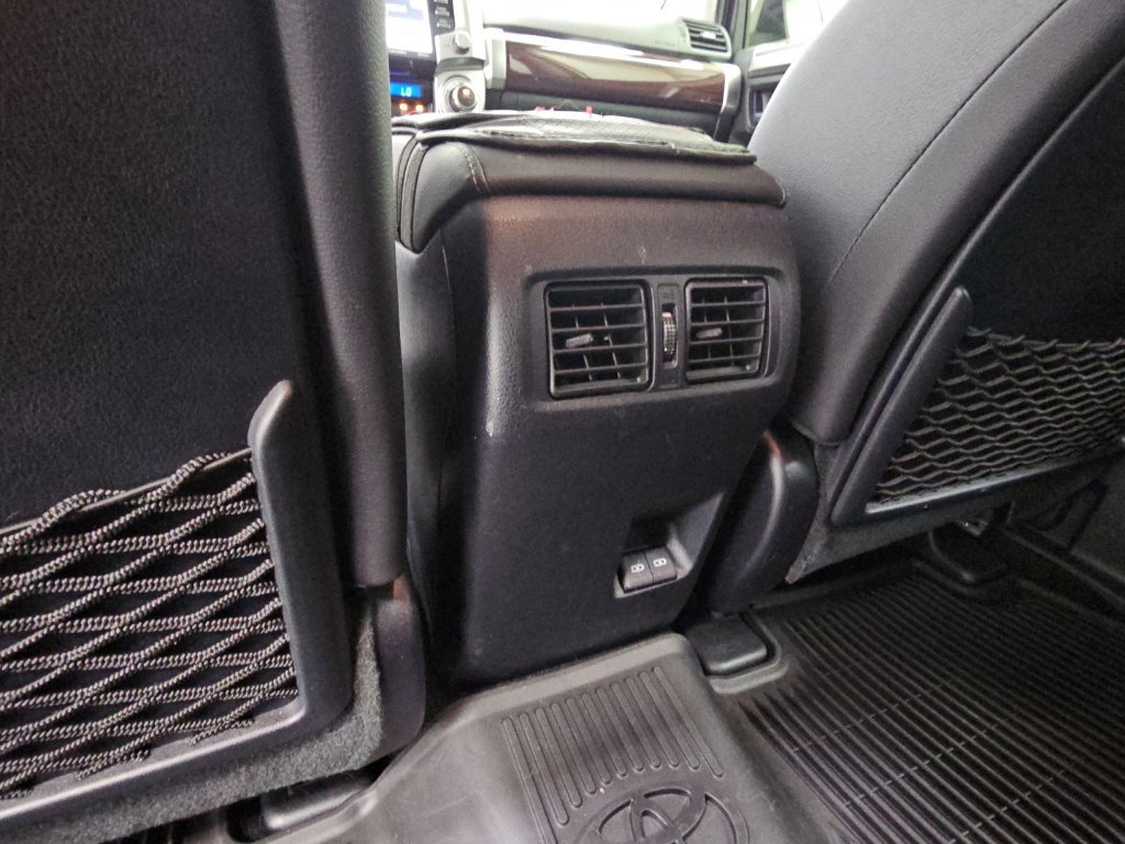 Used 2023 Toyota 4Runner Limited RWD image 31