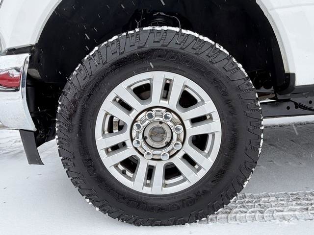 Used 2019 Ford F250 XLT w/ XLT Value Package image 3