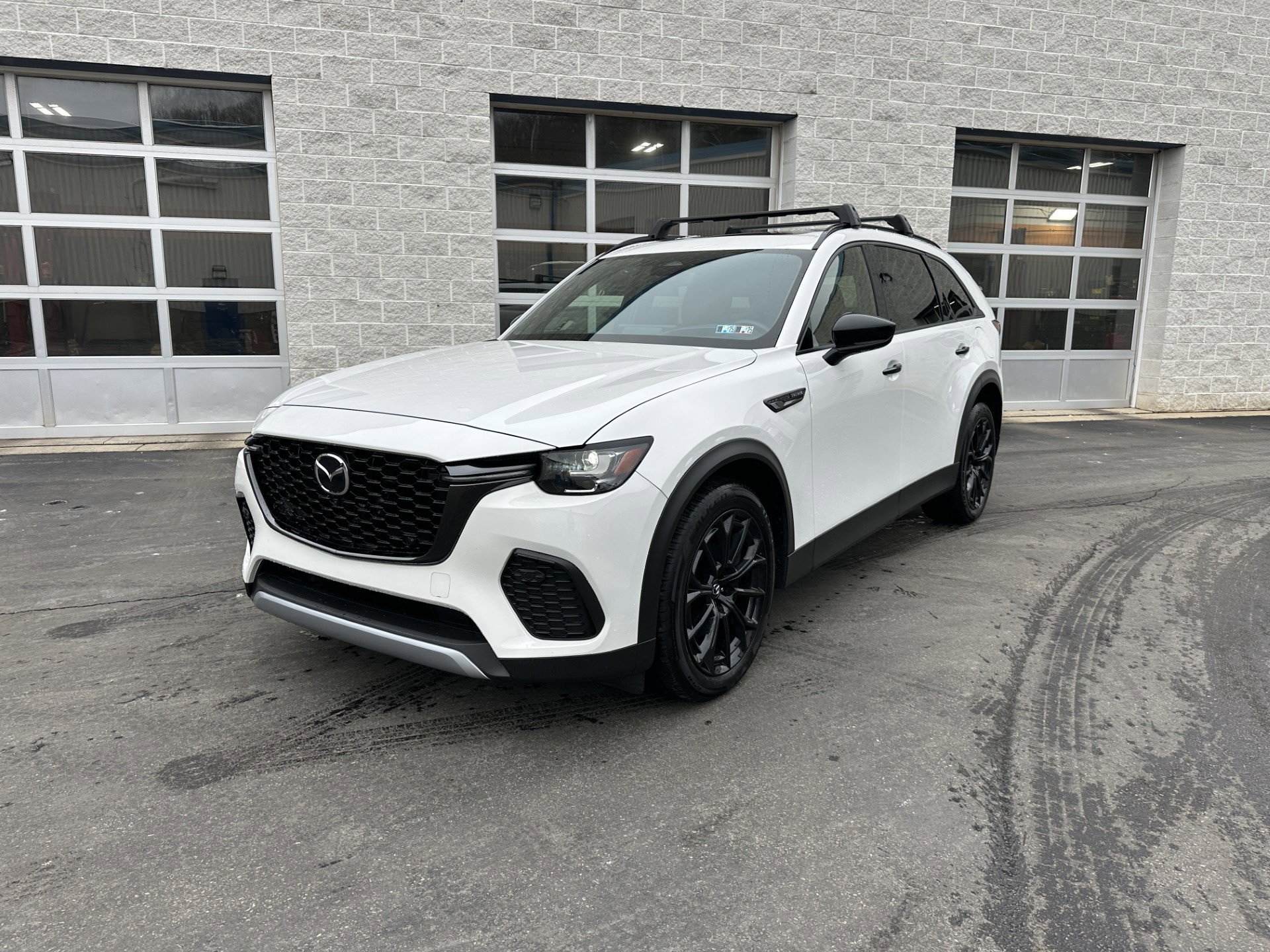 Used 2025 MAZDA CX-70 3.3 Turbo w/ Premium Plus Pkg image 2