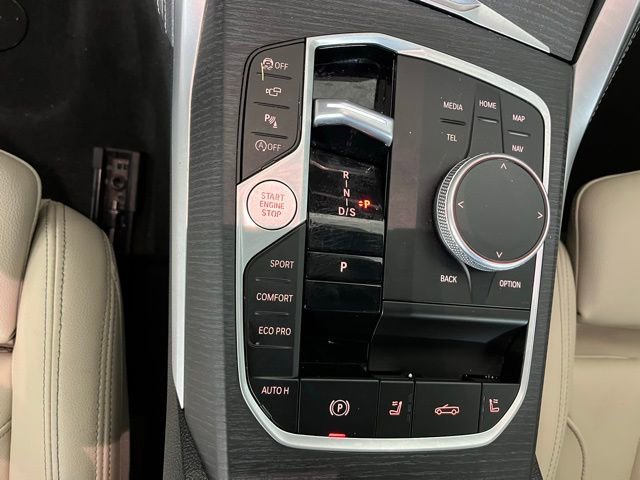 Used 2025 BMW 440i xDrive Convertible w/ Premium Package image 26