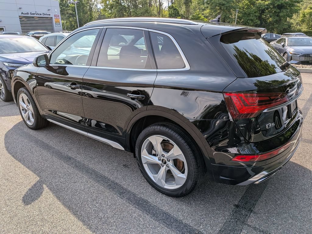 Used 2025 Audi Q5 2.0T Premium Plus w/ Premium Plus Package AWD/4WD image 5