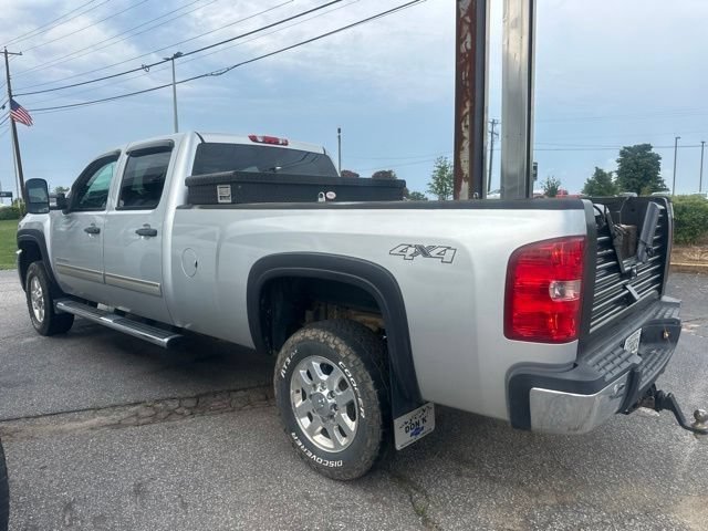 Used 2014 Chevrolet Silverado 3500 LT w/ Interior Plus Package AWD/4WD image 10