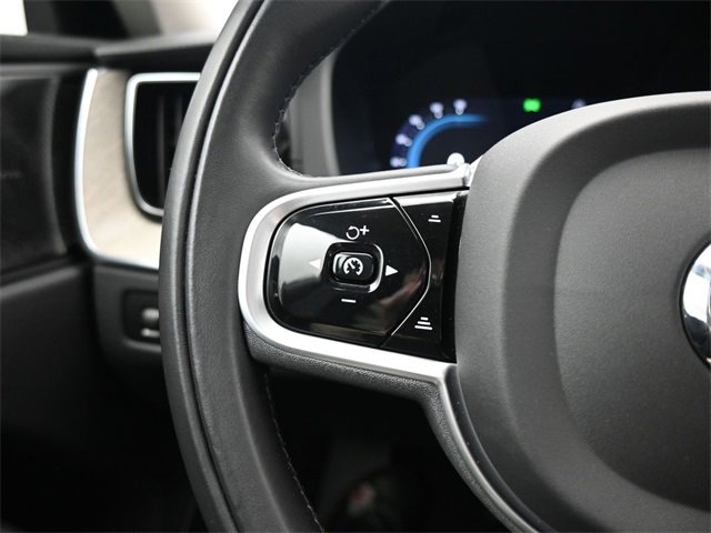 Used 2022 Volvo XC60 B5 Inscription w/ Advanced Package image 26