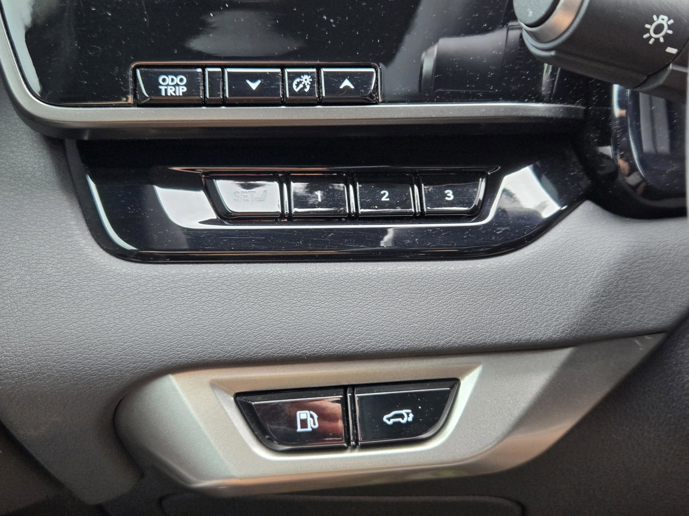 Used 2023 Lexus RX 350 Premium w/ Cold Area Package image 29