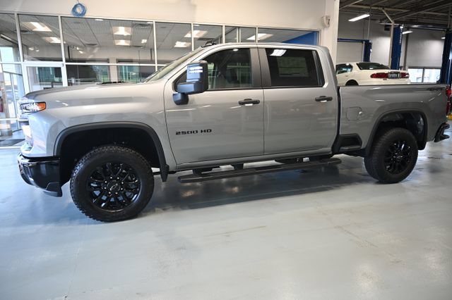 New 2026 Chevrolet Silverado 2500 Custom w/ Custom Value Package AWD/4WD image 8